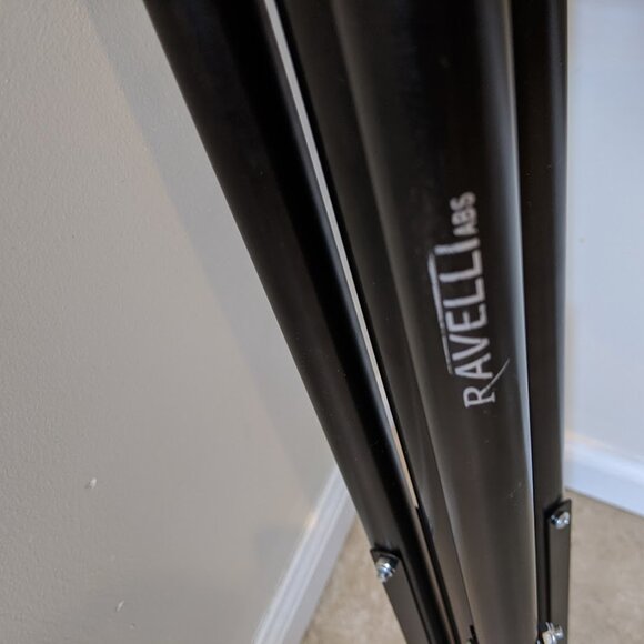 Ravelli Tripod ABS with case - Picture 3 of 6